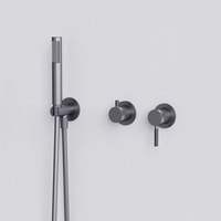 Ensemble de robinetterie de douche mural moderne à double poignée en laiton couleur canon de fusil avec pommeau de douche effet pluie à valve en céramique pour salles de bain de luxe