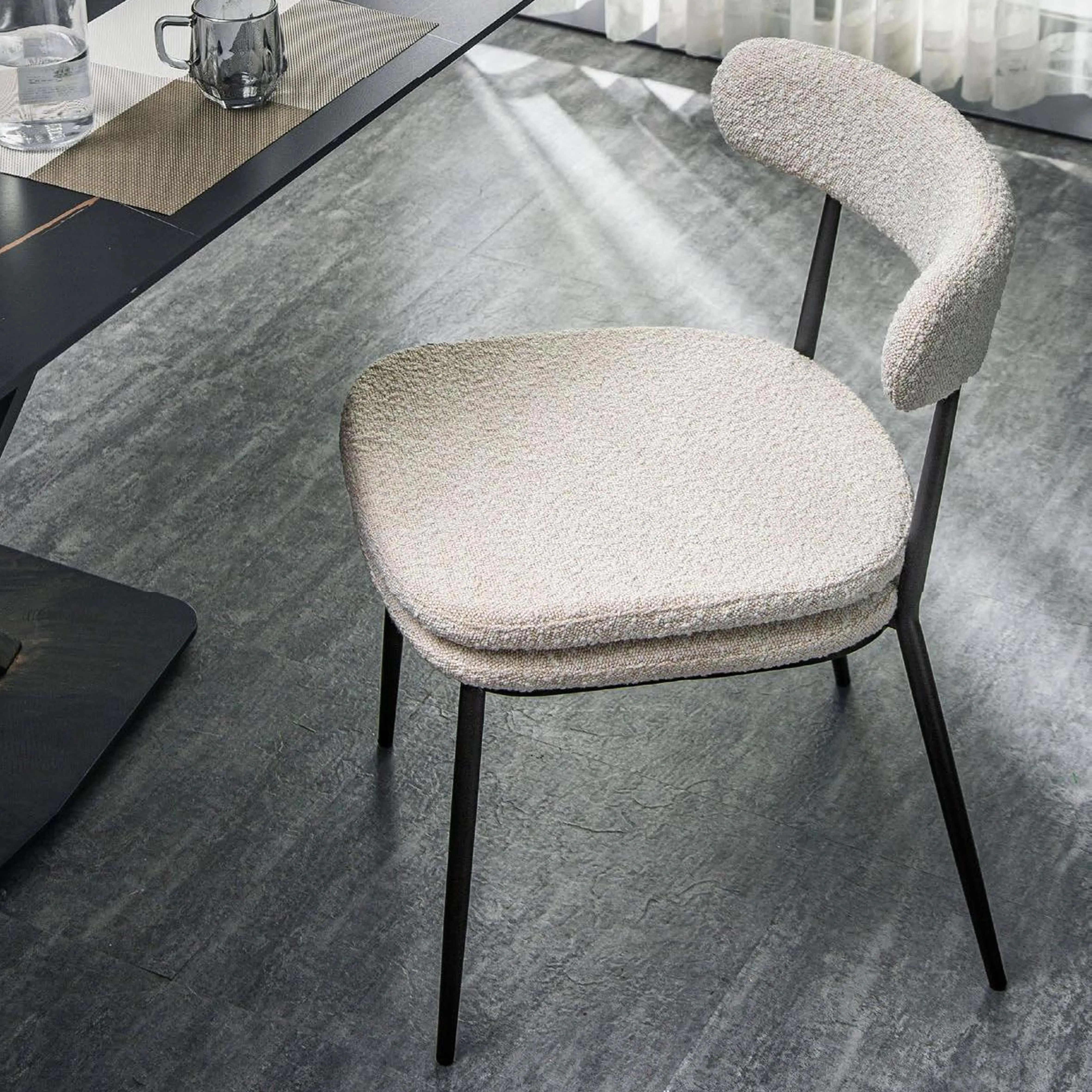 عالية الجودة و الإطار المعدني الكراسي جديد تصميم النسيج غرفة المعيشة أثاث كرسي سفرة لتناول الطعام