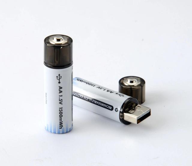 Hot Sale 1.5V AA Rechargeable Lithium Ion Battery Customizable 1500mwh to 2200mWh Type-C USB for Power Tools Toys Boats OEM ODM
