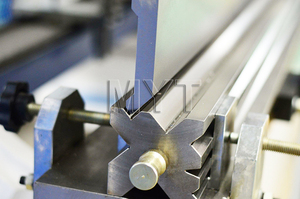 MYT Tấm Kim Loại <span class=keywords><strong>Cnc</strong></span> Báo Chí Phanh Tấm Thủy Lực Máy Uốn - Product Image 5