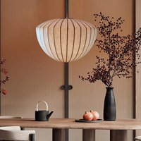 Lampe à suspension minimaliste moderne en soie blanche Wabi Sabi Éclairage décoratif d'intérieur pour bar Style nordique avec matériau en fer