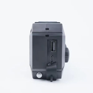 Radio d'urgence multifonctionnelle avec écran numérique, radio portable à manivelle et batterie externe, design Iron Man pour l'extérieur - Product Image 3