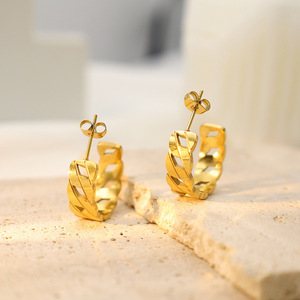 Cuff Earrings Gold Geometric Hollowed Out Chain Design For Women Fashion Jewelry - Product Image 1