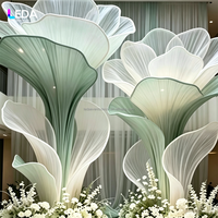 LEDA Luxe Organza Reuzeninstallatie Bruiloft Achtergronddecoratie Handgemaakte Grote Schaal Staande Bloemen Kunstinstallatie voor Bruiloften