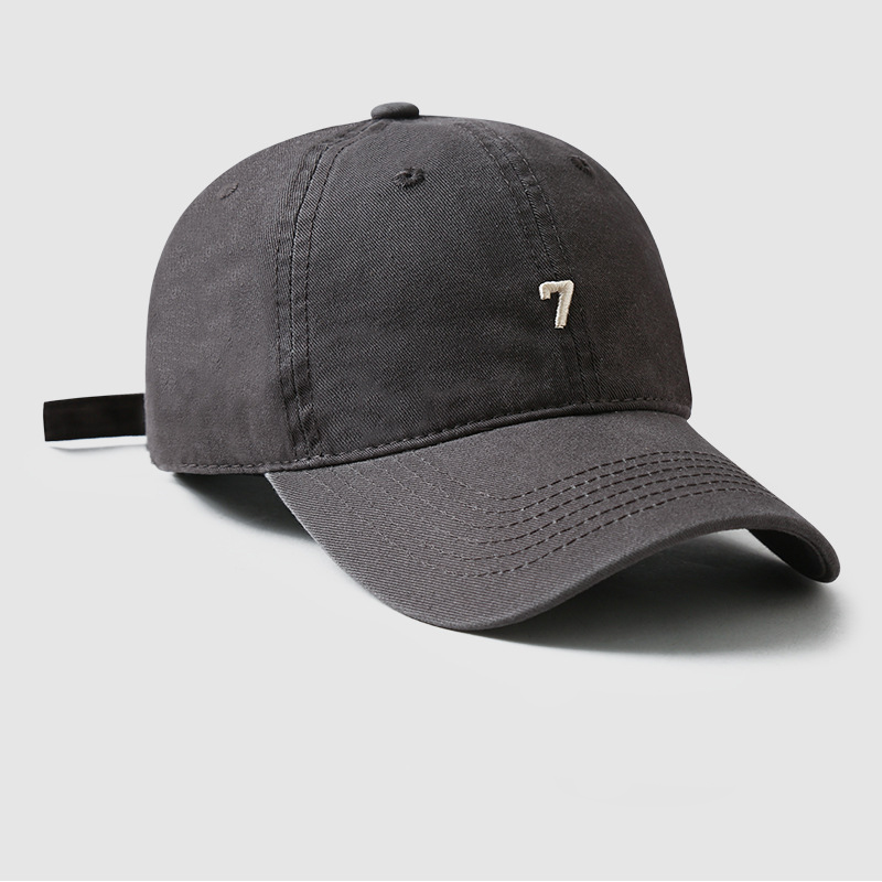 สีเทาเข้ม