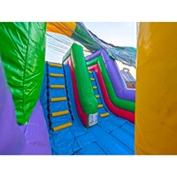 Wahana Permainan Inflatable Tema Game Langsung dari Pabrik, Kastil Bouncy Esport dengan Seluncuran Air untuk Bisnis Sewa Pesta