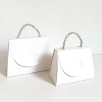 Individuell Bedruckte Faltbare Geschenkverpackungsbox aus Pappe mit Bandgriff Tragbare Leere Süßigkeitenbox für Hochzeiten