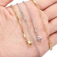 Delicado Collar Minimalista Personalizado con Cadena para Clavícula, Resistente al Agua y Sin Decoloración, Chapado en Oro de 18K, Joyería de Moda de Acero Inoxidable