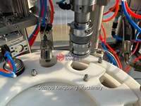 La machine de remplissage complètement automatique d'aérosol pour le parfum d'ambiance met en boîte des machines de remplissage de peinture de jet