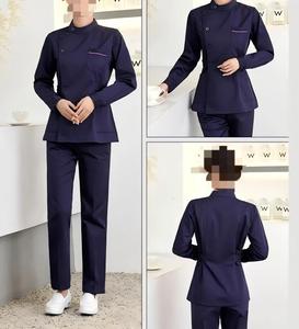 Costume fendu à manches courtes flatteur féminin à la mode pour esthéticienne en salon de beauté coiffure et travail - Product Image 1