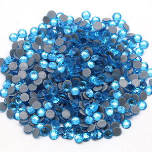 Strass in Cristallo Rotondi con Fondo Piatto all'Ingrosso, Pietre Sciolte per Scarpe, Abbigliamento, Nail Art, Borse e Altri Usi - Product Image 4
