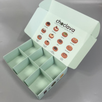 Boîte à gâteau carrée blanche personnalisée carte imprimée revêtement simple face pour anniversaire pour vêtements chaussettes Ms-gâteau personnalisation en carton