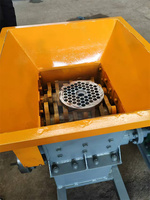 Nouveau Broyeur de Viande Électrique Industriel pour Élevages, pour Bovins, Porcins et Volailles (incluant le bétail entier), État Neuf