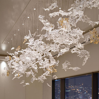 Lustre en verre ANNO avec design nuage organique, luminaire suspendu moderne pour salle à manger de villa de luxe