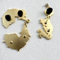 Badge en émail dur plaqué or personnalisé de qualité supérieure, design chat mignon, épingles de revers en métal avec chaînes