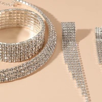 Mode européenne et américaine, ensemble de trois pièces de boucles d'oreilles, collier complet, accessoires de mariage tendance pour femmes