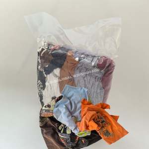 Trapos Industriales de 5 kg, Trapos de Algodón de Alta Calidad, Trapos de Colores para Limpiar, Trapos de Camisetas Recicladas, Trapos de Algodón para Limpieza - Product Image 1