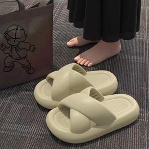 2025 nuevo estilo cruzado para zapatillas para mujer transpirable interior-exterior antideslizante <span class=keywords><strong>sandalias</strong></span> de fondo suave TPR para el baño del hogar verano - Product Image 3