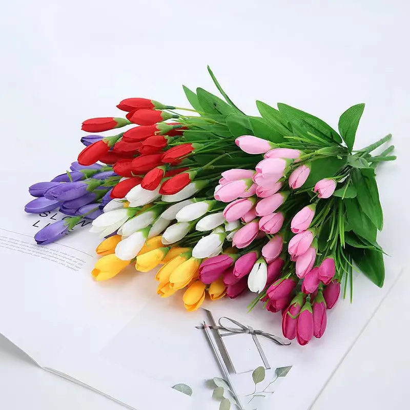 Bouquet de Soie Artificielle Tulipe Salon Table De Mariage Fête Décoration Fleurs Faux Arrangement De Fleurs Ornements De Fleurs