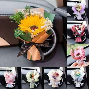 Mini bouquet de fleurs séchées, diffuseur d'aromathérapie pour voiture, clip désodorisant, décoration intérieure de voiture, cadeau d'anniversaire pour elle - Product Image 4