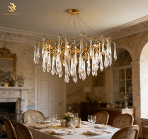 Lampadario a Sospensione di Lusso Italiano con Rami Dorati per Soggiorno, Stile Artistico Decorativo Romantico Francese, Lampadario LED - Product Image 1