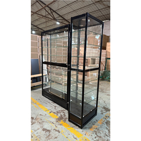 78 Zoll Hohe Abschließbare Vitrine mit Vollglasansicht, Schwarzem Aluminiumrahmen, LED-Beleuchtung und Umweltfreundlichem Design für Rauchershops
