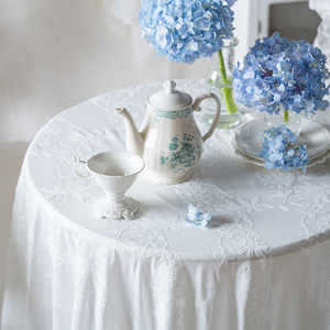 <span class=keywords><strong>Tovaglia</strong></span> in Stile Francese in <span class=keywords><strong>Cotone</strong></span> con Ricamo in Porcellana <span class=keywords><strong>Blu</strong></span> e Bianca, Impermeabile e Antimacchia, con Bordo Arricciato - Product Image 2
