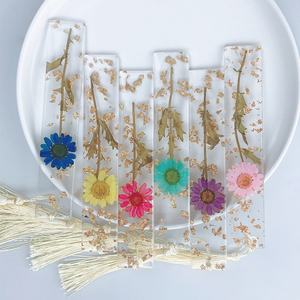 Marque-pages en résine avec <span class=keywords><strong>fleurs</strong></span> <span class=keywords><strong>séchées</strong></span> naturelles, marque-pages artisanaux avec <span class=keywords><strong>fleurs</strong></span> pressées pour l'école, le bureau, les étudiants et les librairies - Product Image 5