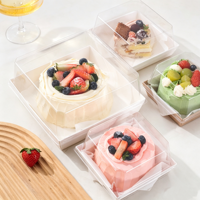 Boîte à dessert carrée jetable avec couvercle transparent en PET et base en papier kraft, boîtes à emporter pour pâtisserie, pour mousse au chocolat, cheesecake, gâteau en tranches