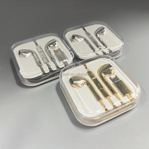 Audífonos Intrauditivos Compactos con Cable USB C Dorado de Primera Calidad, con Controlador Integrado para Teléfono Inteligente, Tableta y Computadora - Product Image 2