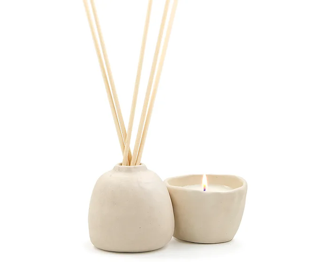 Customized Handmade Ceramic Reed Diffuser Bottle Diffuser with Ceramic Candle Holder Decoration for Home, Office