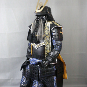 Armadura Samurai Yoroi 3D de Hierro Tallado en Negro Mate, Traje Completo con Casco Maedate Kabuto y Máscara Menpo, Tema Tradicional/Moderno para Adultos - Product Image 1