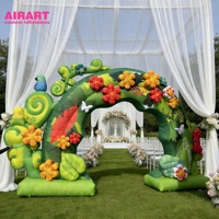 Arche de fleurs gonflable pour célébrations d'entreprise, idéale pour la décoration de devanture de magasin