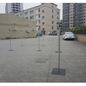 Sistema de tubos y cortinas ajustables de aluminio telescópico para stands de exhibiciones - Product Image 2