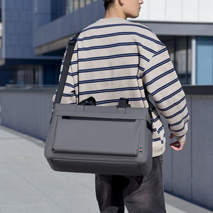 Sac de voyage portable en tissu Oxford de haute qualité, design plat sportif, fermeture éclair, échantillon gratuit, pliable, accessoire décontracté pour le bureau et les affaires - Product Image 4