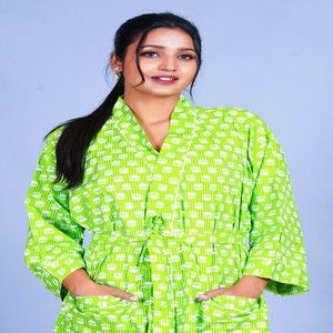 Exportador Indio Ofrece Kimono de Algodón Verde de Tallas Grandes, Ropa de Estar con Estampado Floral Hecho a Mano, Disponible a Precio de Mayoreo - Product Image 2