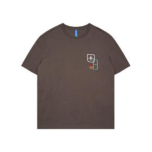 Camiseta deportiva transpirable para hombre: tela ultrasuave y ventilada para un flujo de aire máximo, ideal para entrenamientos, senderismo - Product Image 2