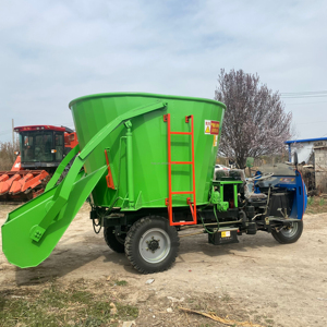 Miscelatore TMR Trainato per Trattore, Facile da Spostare, Ampia Applicazione, Miscela Perfettamente Insilato, Fieno, Grano e Concentrati - Product Image 2