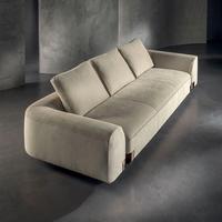 Canapé de luxe léger de style italien, modèle de designer minimaliste post-moderne, idéal pour les villas, les showrooms et les halls d'hôtels