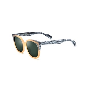Lunettes de soleil œil de chat, monture rouge, verres dégradés, protection UV 100%, pour femmes adultes - Product Image 4