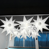 Décoration de scène gonflable lumineuse de lustre d'étoile à changement de couleur commerciale de LED pour les gonflables extérieurs de publicité de Noël
