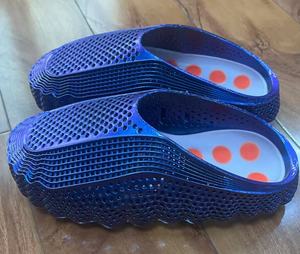 Chaussures de massage légères imprimées en 3D avec amorti doux, empeigne respirante et semelle antidérapante pour un confort quotidien - Product Image 2
