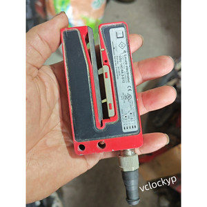 1 ชิ้นใหม่ LEUZE GSU 14C/66D.3-S12 เซ็นเซอร์จัดส่งที่รวดเร็วผ่านเฟดเอ็กซ์/ดีเอชแอล - Product Image 3