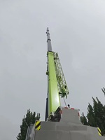 Grue mobile sur camion ZTC700V562 de 70 tonnes, grue de levage pour la construction, les ponts routiers, les champs pétrolifères, l'exploitation minière, prête à l'exportation
