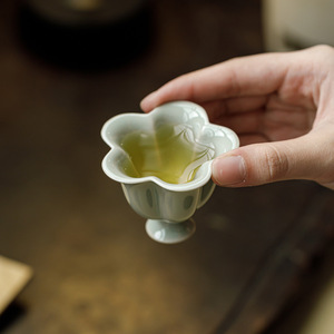 Guanlan Ceramics High Foot Plum Blossom Tea Cup Banana Moonlight Porcelain Small <b>Teacup</b> For Afternoon Tea New Chinese Style - Product Image 2