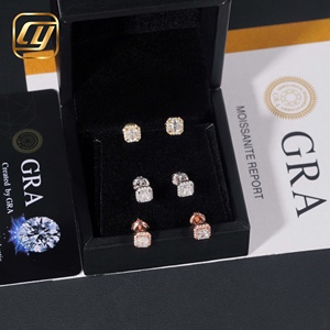 Boucles d'oreilles clous en moissanite taille Asscher, argent 925 plaqué or 18 carats, géométriques, de luxe, unisexe, pour usage quotidien - Product Image 5
