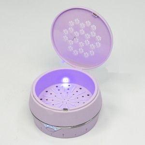 เครื่องฆ่าเชื้อหูฟังแบบหลายสีพร้อมฝาปิดระบายอากาศและปุ่มเปิด-ปิด - Product Image 4