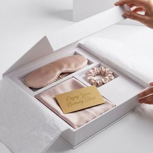 Masque de sommeil de luxe 100 % soie de mûrier, taie d'oreiller, chouchou et bandeau |   Ensemble cadeau de voyage certifié Oeko-Tex pour femmes - Product Image 1