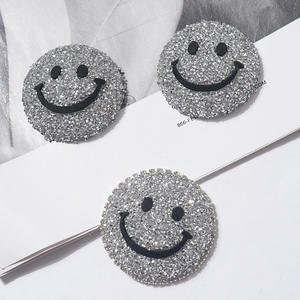 Ciondoli a Forma <span class=keywords><strong>di</strong></span> Orsetto con Fiocco in Resina 3D, Cristalli <span class=keywords><strong>di</strong></span> <span class=keywords><strong>Zucchero</strong></span>, per Decorazione Fai-da-Te <span class=keywords><strong>di</strong></span> Custodie per Telefoni e Accessori per Capelli - Product Image 2