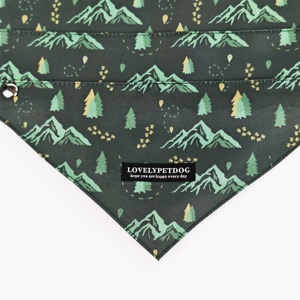 <span class=keywords><strong>Bandana</strong></span> Triangolare a Quadri Personalizzabile con Logo per Cani e Gatti - Sciarpa Collare Regolabile in Cotone per Tutte le Stagioni - Product Image 4